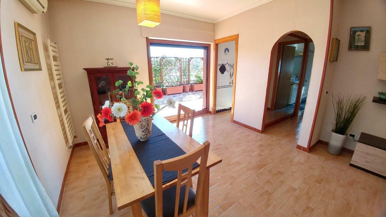 Terrace22 - Delizioso Attico Ben Collegato Apartment Roma Ngoại thất bức ảnh